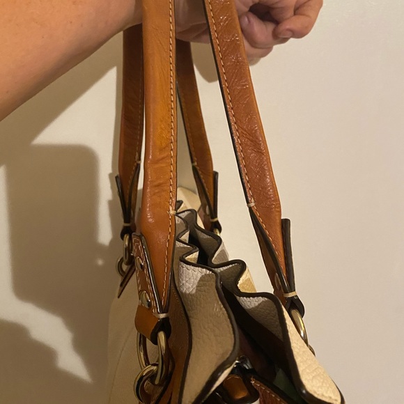 Coach - Picture 7 of 16